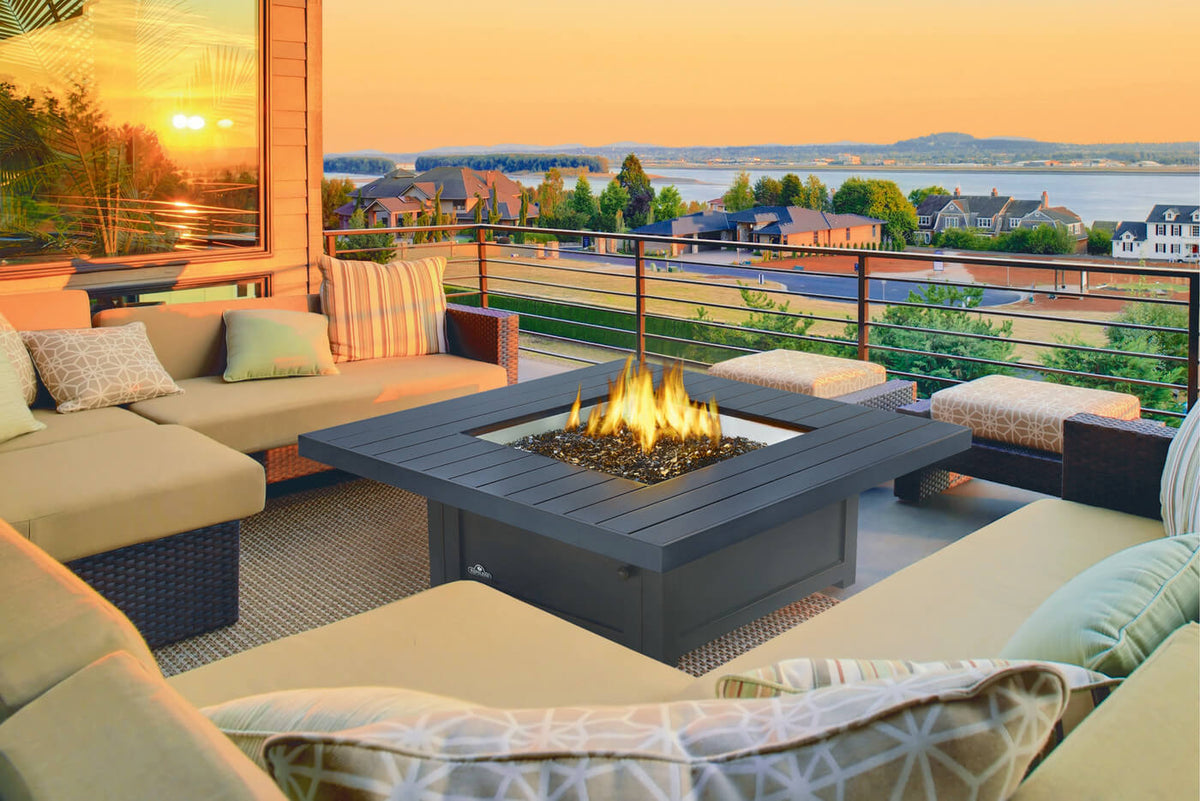 Outdoor Fire Pits and Tables
