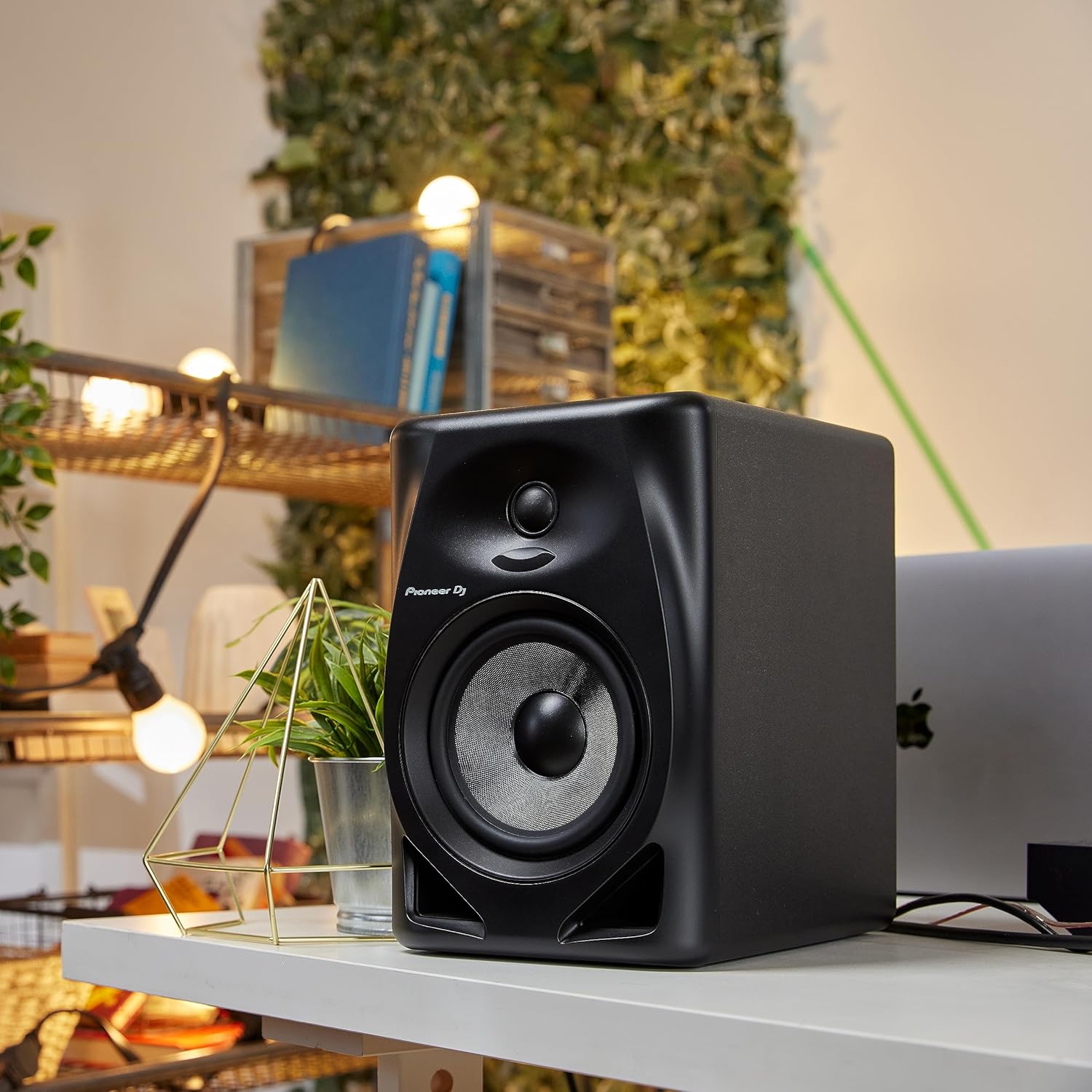 DJ Speakers