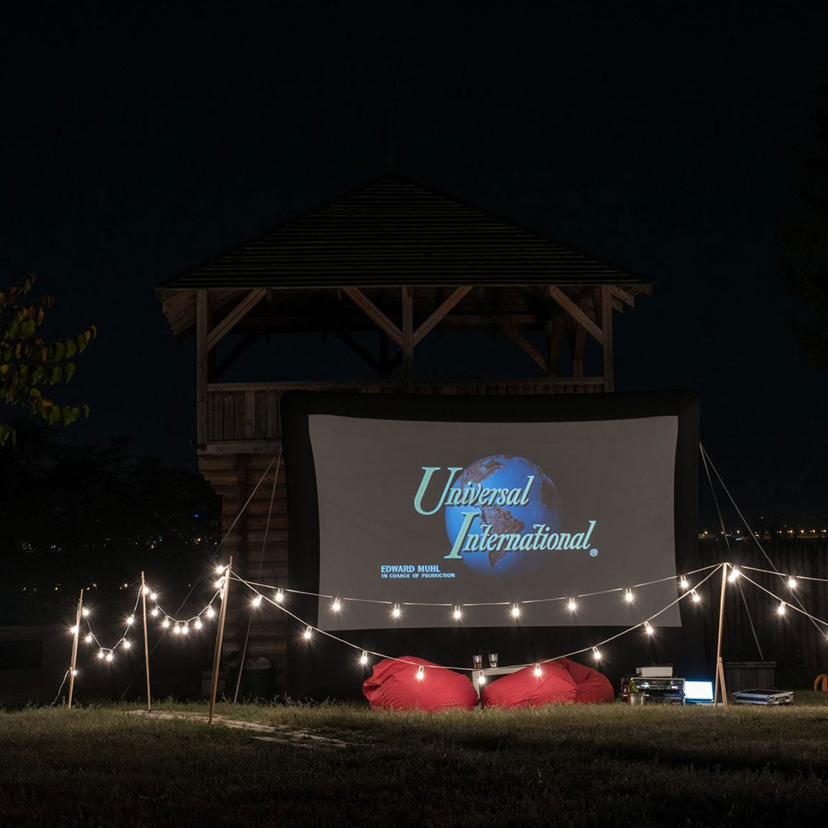 Outdoor Home Theater System 16'