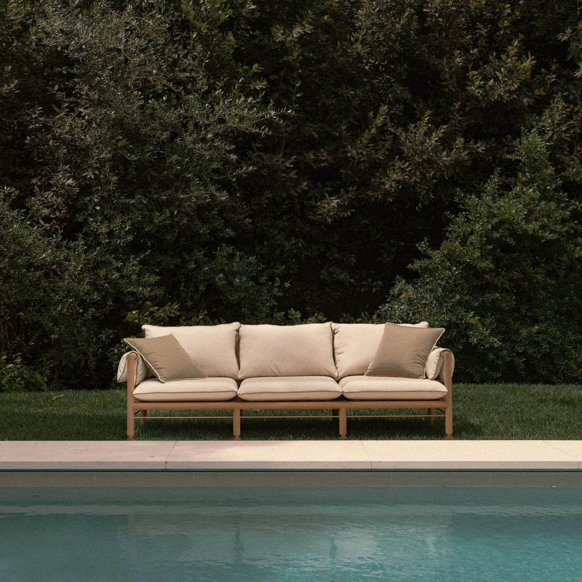 The WES Sofa x Jenni Kayne