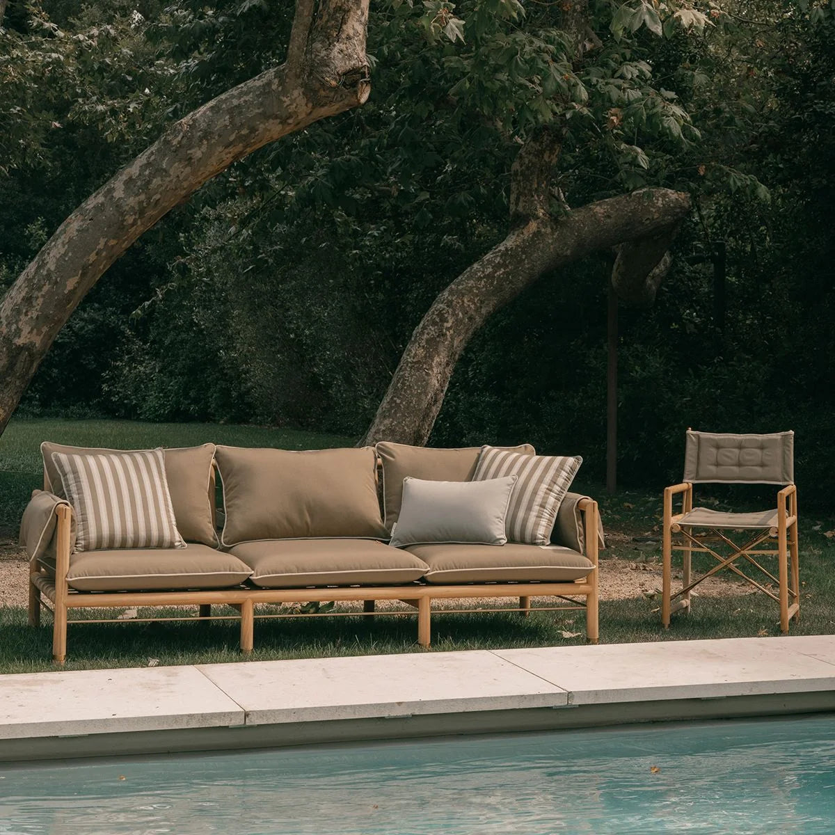 The WES Sofa x Jenni Kayne