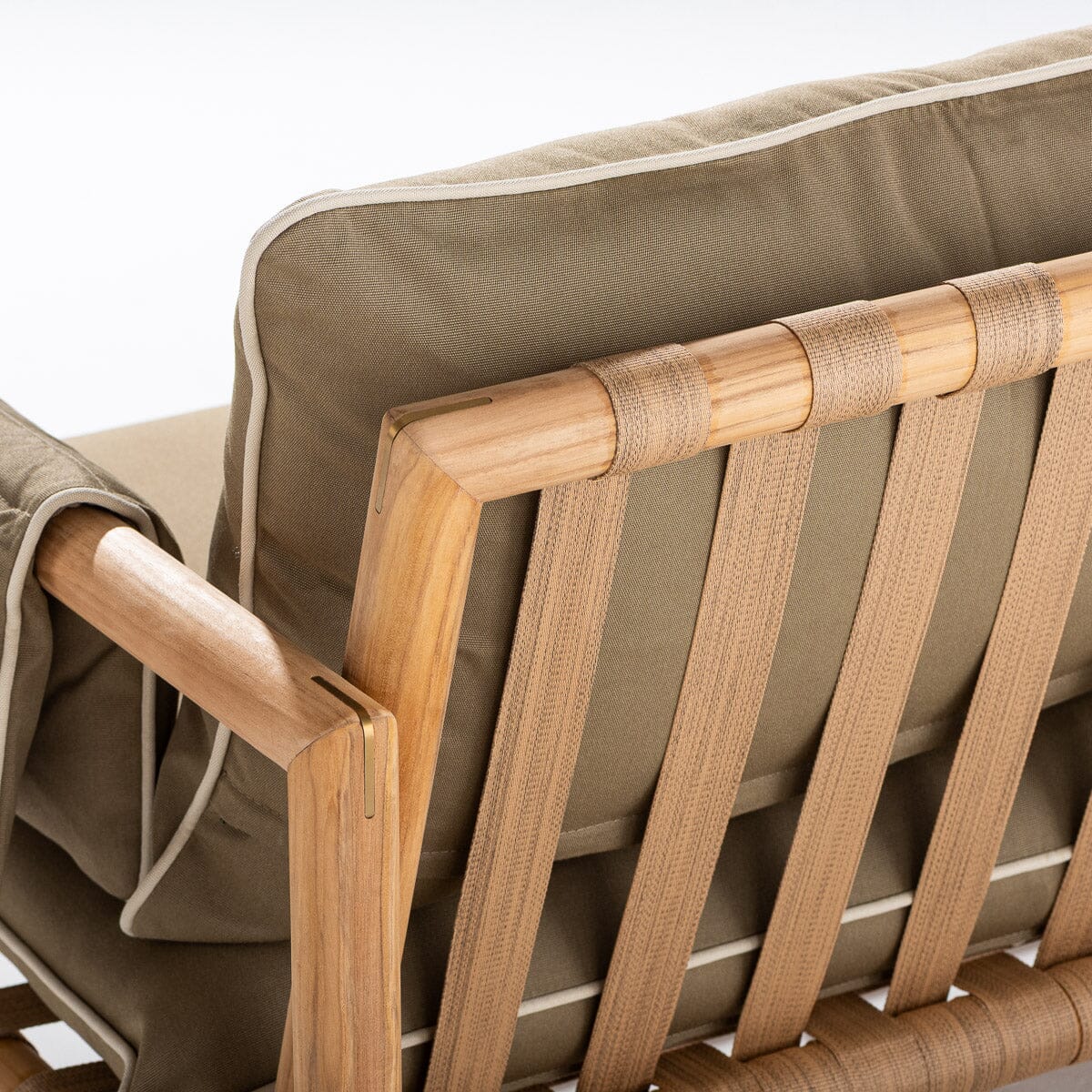 The WES Sofa x Jenni Kayne