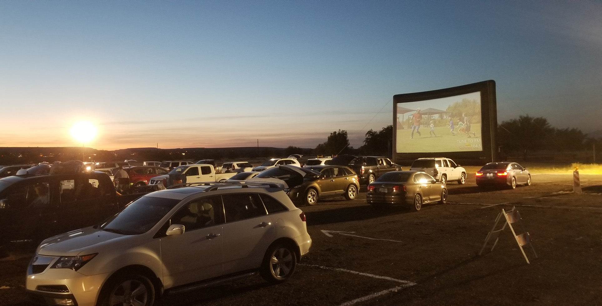 Elite Outdoor Movie Screen Kit 40'
