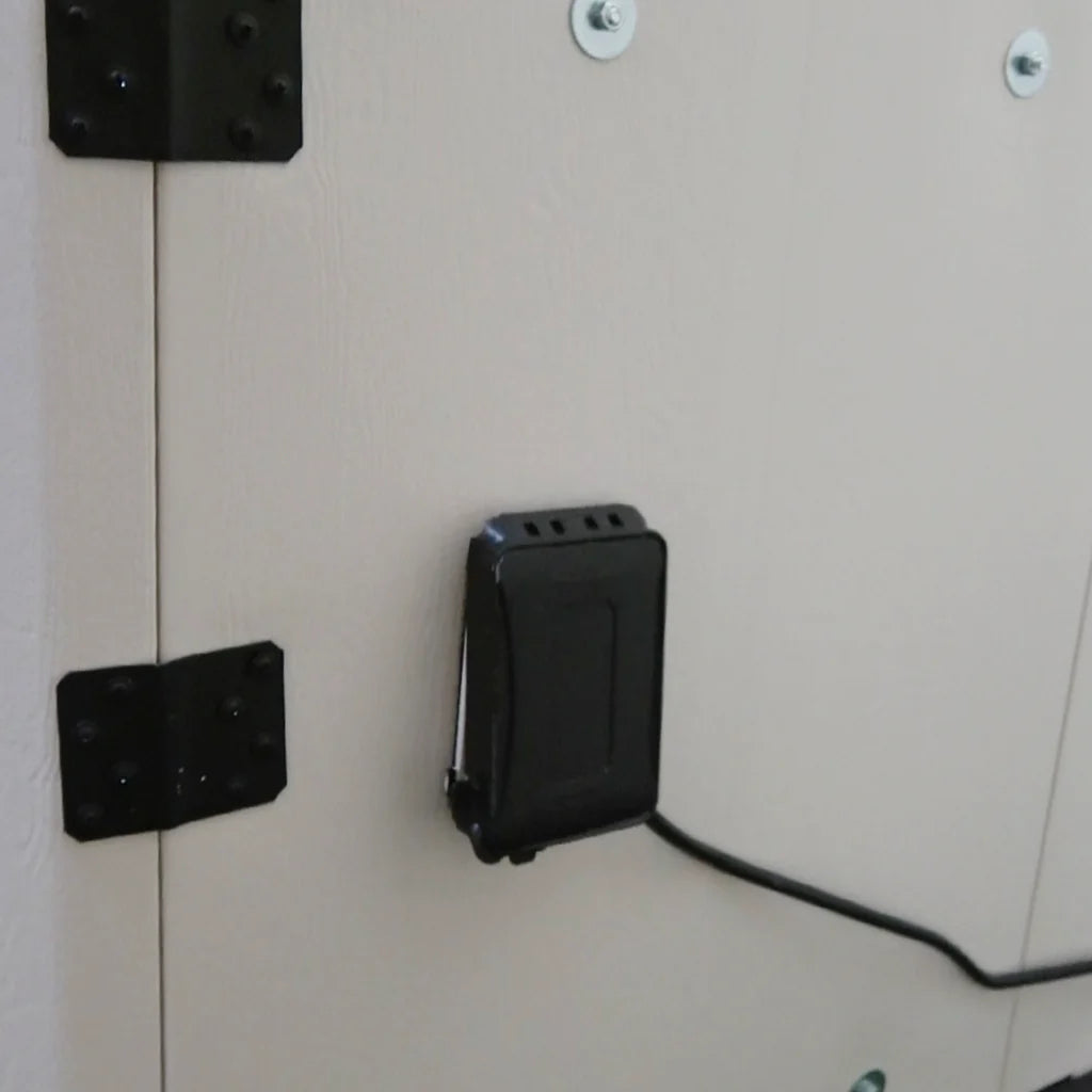Econo Lift with Silver Series 43" or 50" Outdoor TV