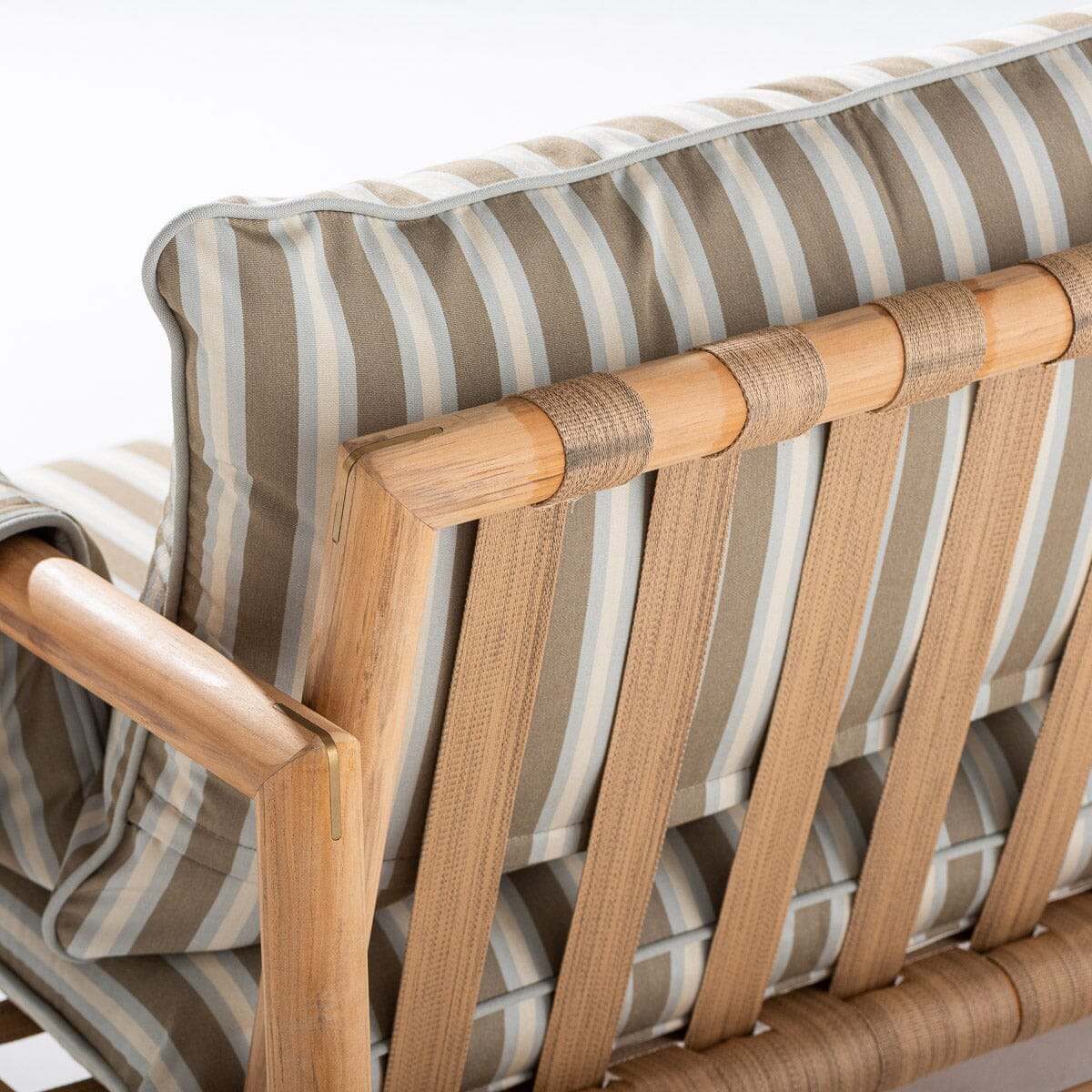 The WES Sofa x Jenni Kayne